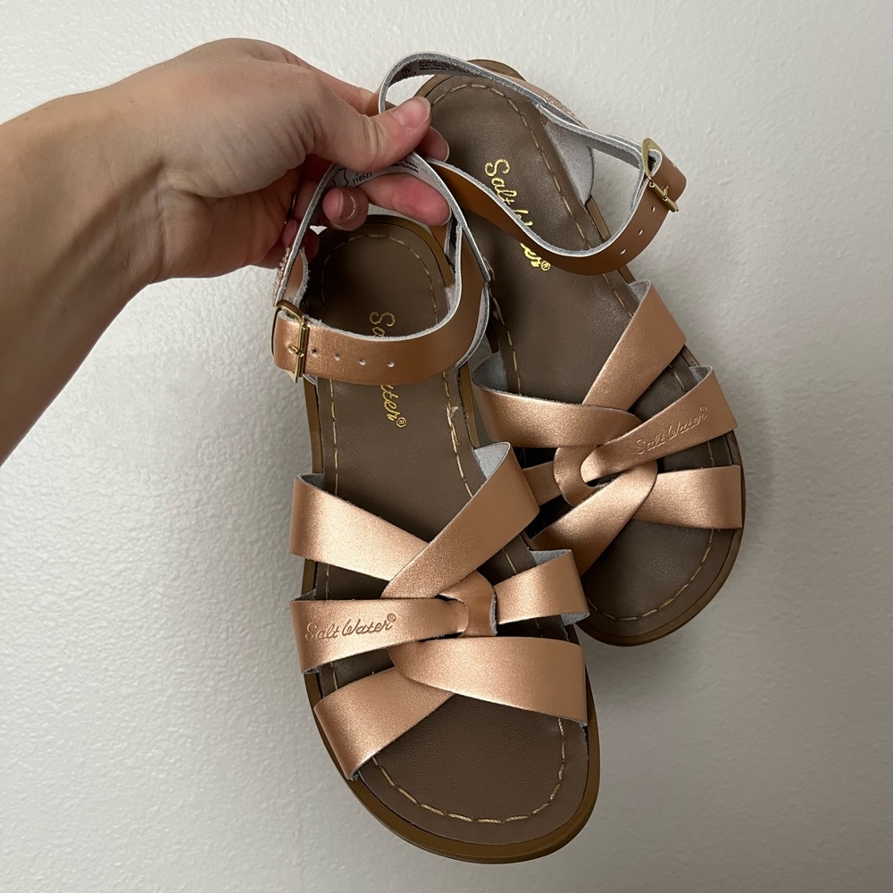 Saltwater Sandal in Rose Gold - sz 8